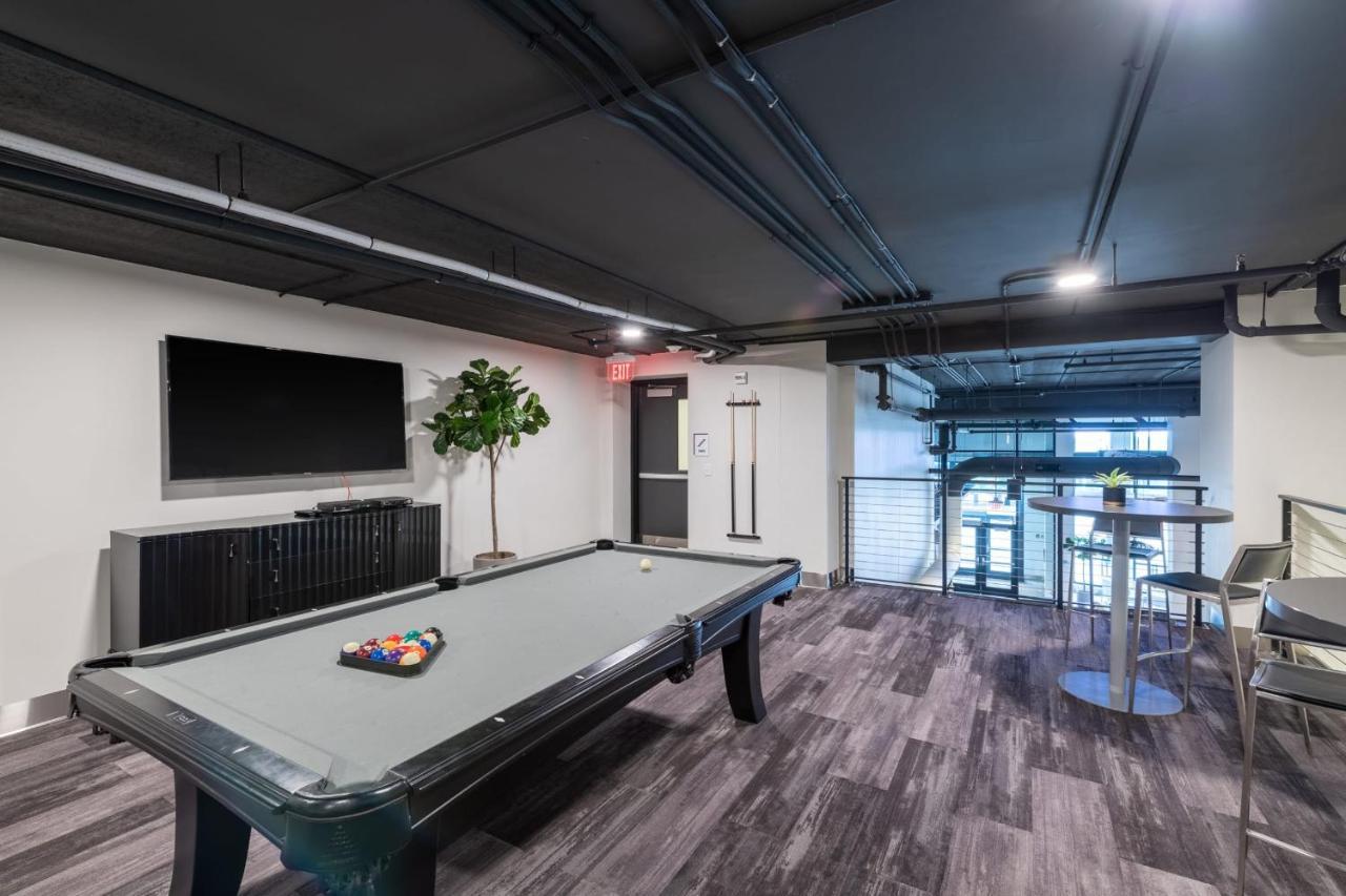 Modern 1Br Apt With Skywalk To Fiserv, Rooftop, And Parking Milwaukee Dış mekan fotoğraf